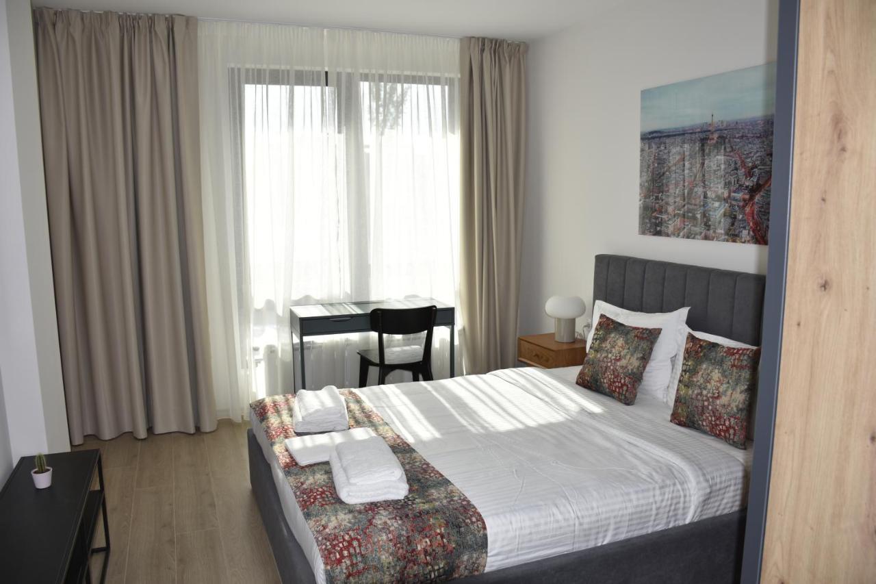Miami A Lovely City Center 2 Bedrooms Apartment With Private Parking โซเฟีย ภายนอก รูปภาพ