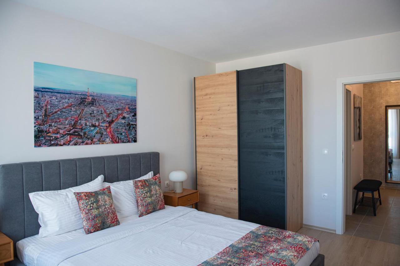 Miami A Lovely City Center 2 Bedrooms Apartment With Private Parking โซเฟีย ภายนอก รูปภาพ