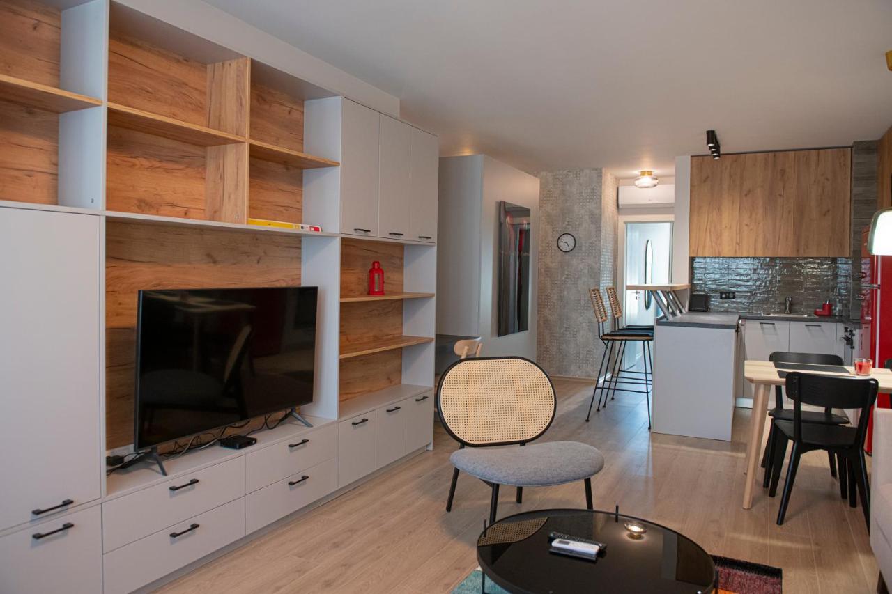 Miami A Lovely City Center 2 Bedrooms Apartment With Private Parking โซเฟีย ภายนอก รูปภาพ
