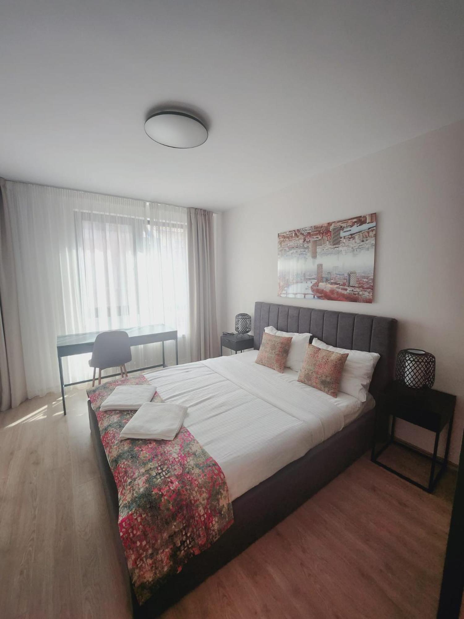 Miami A Lovely City Center 2 Bedrooms Apartment With Private Parking โซเฟีย ภายนอก รูปภาพ